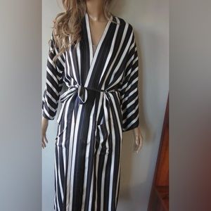 Aritzia Striped Durante Robe